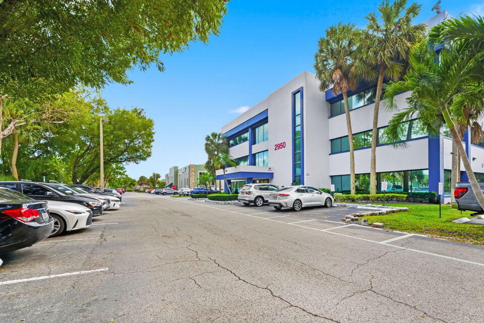 2950 CYPRESS BUILDING — 2950 W. Cypress Creek Rd, Fort Lauderdale, FL 33309 — photo 2