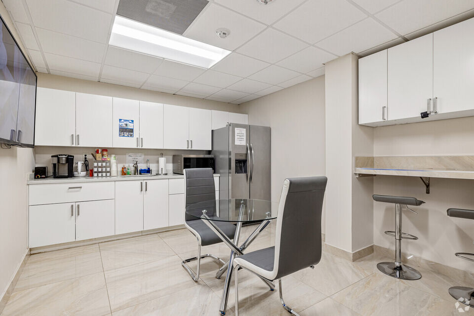 800 CYPRESS BUILDING — 800 E Cypress Creek Rd, Fort Lauderdale, FL 33334 — photo 17