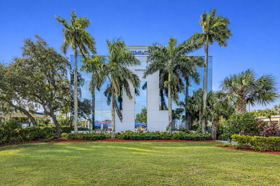 800 CYPRESS BUILDING — Office space for lease at 800 E Cypress Creek Rd, Fort Lauderdale, FL 33334, Fort Lauderdale, FL